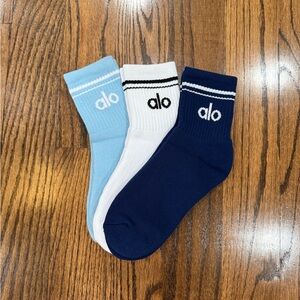 Alo Throwback socks 3 pairs brand new